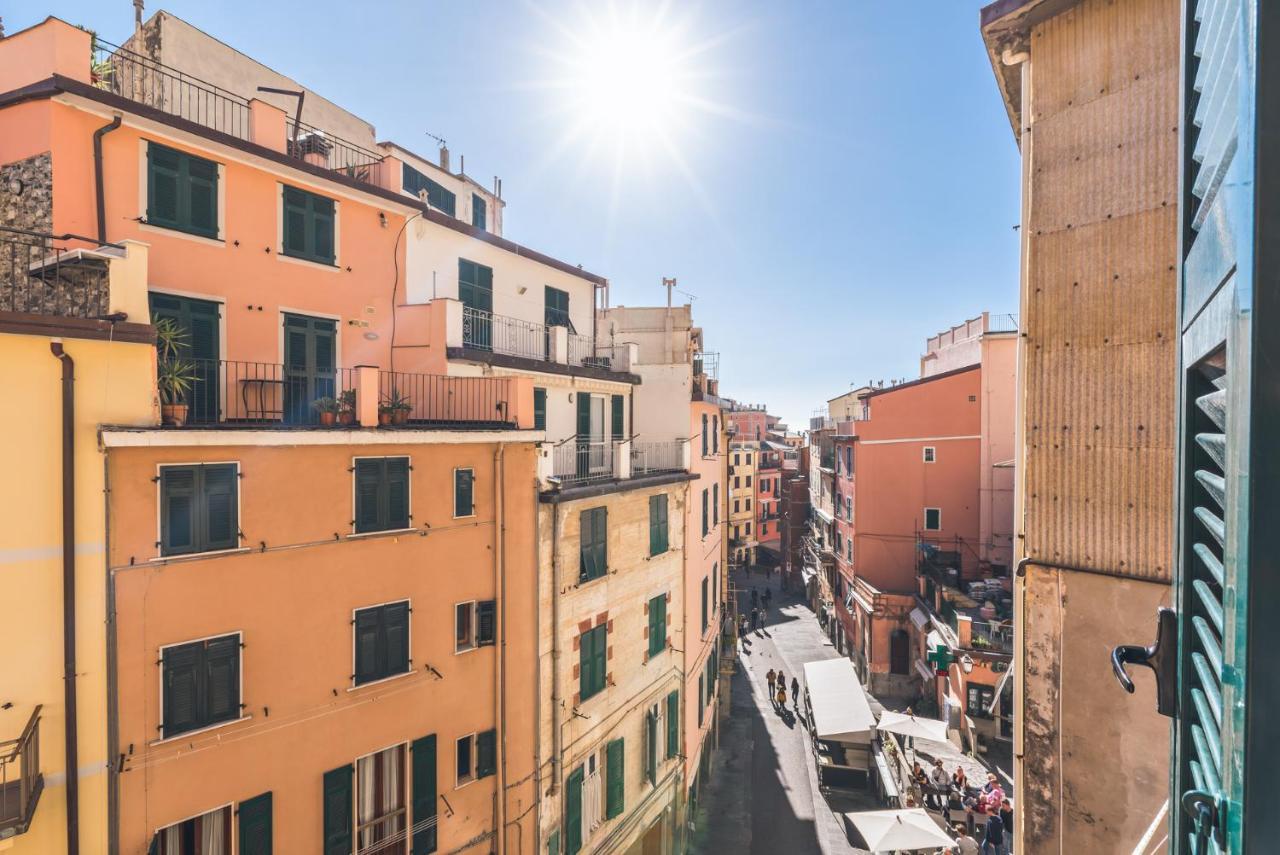 5 Terre Discovering Riomaggiore Exterior photo